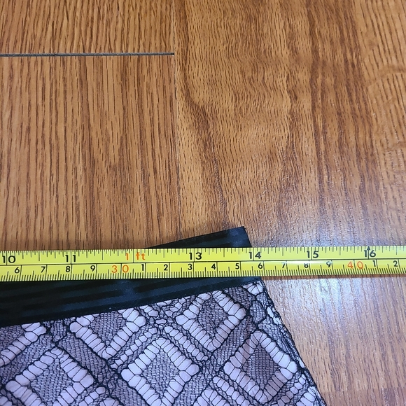 Tibi Blush Pink Skirt Size 4 - Picture 6 of 7